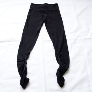 Lululemon Wunder Unders *Gathered